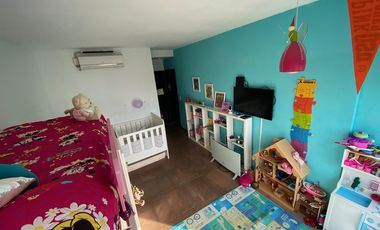 Departamento de 3 ambientes en  venta en la Lucicla
