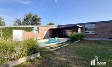 Casa en venta  3 dormitorios Puerto Roldan Santa Fe RETASADA
