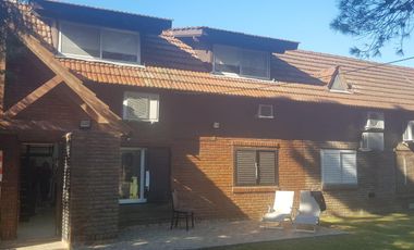 Casa en Círculo Hebreo