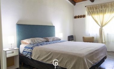 CASA QUINTA EN VENTA EN 20 DE JUNIO , PARQUE Y PILETA