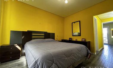 Venta de casa de 4 ambientes con piscina en Nuevo Quilmes