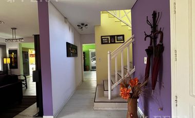 Venta de casa de 4 ambientes con piscina en Nuevo Quilmes