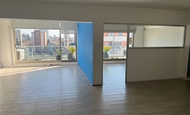 Oficina en Alquiler semipiso alto sobre Av. Libertador - Núñez - Cochera
