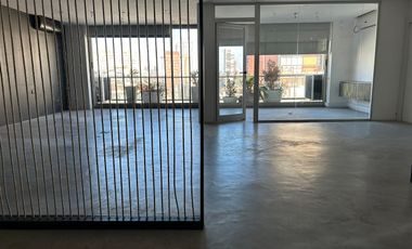 Oficina en Alquiler semipiso alto sobre Av. Libertador - Núñez - Cochera