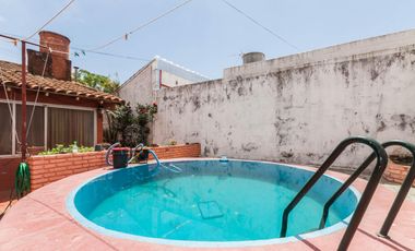 Casa de 3 ambientes con pileta en Wilde