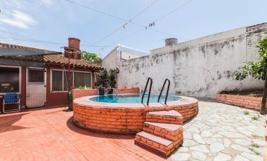 Casa de 3 ambientes con pileta en Wilde