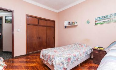 Casa de 3 ambientes con pileta en Wilde