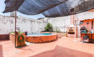 Casa de 3 ambientes con pileta en Wilde