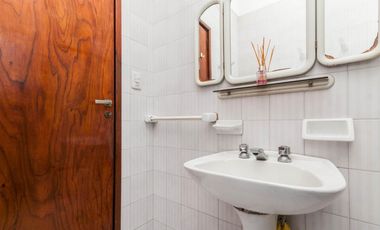 Casa de 3 ambientes con pileta en Wilde