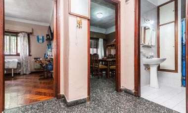 Casa de 3 ambientes con pileta en Wilde