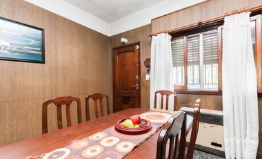 Casa de 3 ambientes con pileta en Wilde