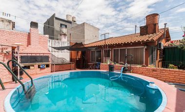Casa de 3 ambientes con pileta en Wilde