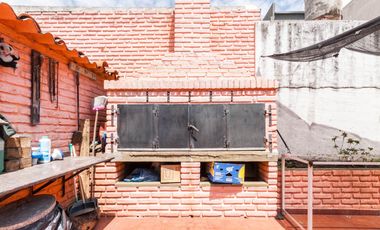 Casa de 3 ambientes con pileta en Wilde