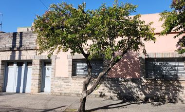 General Molina 392, Sarandí ¡Casa de cuatro ambientes en venta!