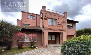 Casa en venta en el Barrio Privado Bermudas, Pilar