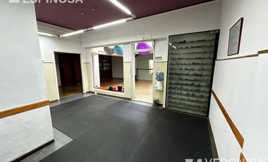 Departamento de cuatro ambientes en venta, Ramos Mejia Apto profesional.