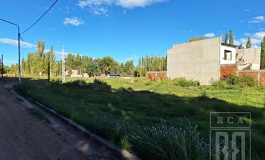 Lote en esquina a 300 metros de calle Obrero Argentino, Neuquén capital