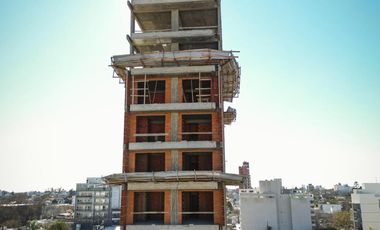 Departamento  en venta 1 dormitorio 45  metros-frente-Pozo - Avenida 7-La Plata
