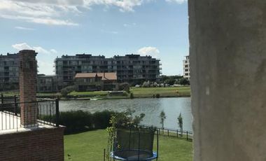 4 dormitorios - Vista a la laguna
