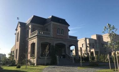 4 dormitorios - Vista a la laguna