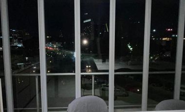 Alquiler / venta de departamento 4 ambientes en Puerto Madero