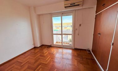 San Isidro Departamento 3 ambientes en Venta, excelente ubicacion, seguridad 24 hs