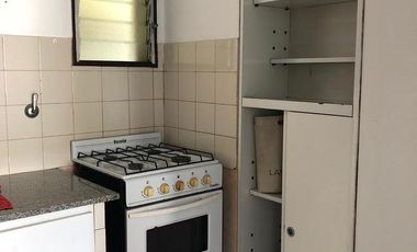 Departamento en venta - 2 dormitorios 1 baño - 60mts2 - La Plata