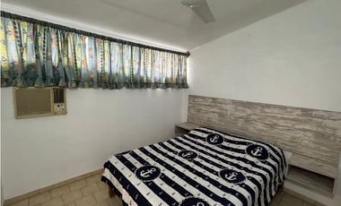 CASA EN VENTA A ORILLA DEL LAGO 