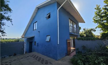 LOMAS DE CURAUMA / CASA CON PISCINA TEMPERADA / 4D 4B 3E