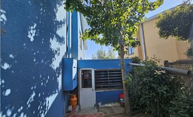 LOMAS DE CURAUMA / CASA CON PISCINA TEMPERADA / 4D 4B 3E