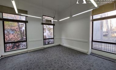 Oficina en Arriendo en Huérfanos con Manuel Rodriguez Norte