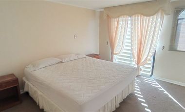 Casa en Arriendo en Ricardo Rivera Carvajal 466
