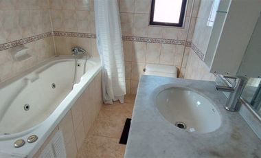 Casa en Arriendo en Ricardo Rivera Carvajal 466