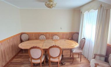 Casa en Arriendo en Ricardo Rivera Carvajal 466