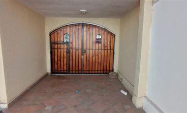 Casa en Arriendo en Ricardo Rivera Carvajal 466