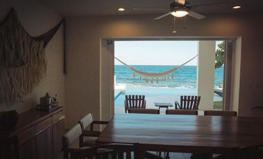 Villa en venta frente al mar en la exclusiva Comunidad de Puerto Aventuras