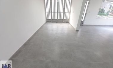Casa en Arriendo Ubicado en Envigado Codigo 5821