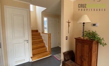 Casa en Venta en Dos Esteros, a pasos del Colegio San Javier