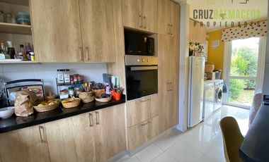 Casa en Venta en Dos Esteros, a pasos del Colegio San Javier