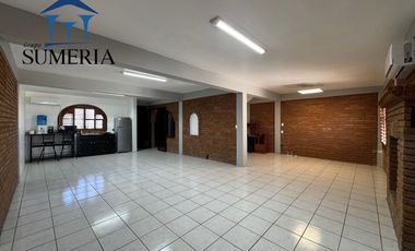 Renta amplia oficina en Co-Working por Av. Mirador