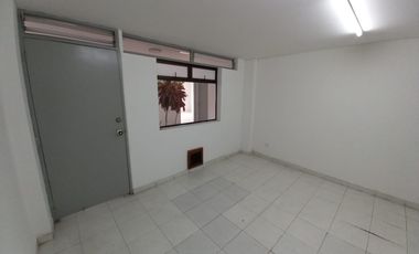 OFICINA EN ARRIENDO EN EL CENTRO/MANIZALES