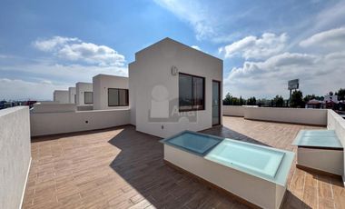 Casa en venta en Metepec a un costado del Parque Bicentenario con diseño moderno