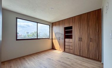 Casa en venta en Metepec a un costado del Parque Bicentenario con diseño moderno