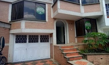 ARRIENDO de CASAS en BUCARAMANGA