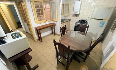 VENTA PH 2 DORMITORIOS CON TERRAZA EN EL CENTRO