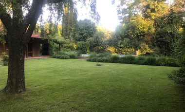 Casa en Alquiler 5 Ambientes en el Golf Club Argentino