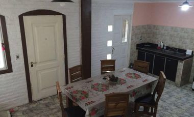 CASA  VENTA ITUZAINGO