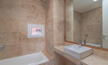 CASA LIVING - Departamento  en Las Lomas de San Isidro