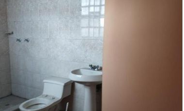 DE VENTA HERMOSA CASA, IMBABURA, CIUDAD ATUNTAQUI.