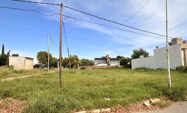 Lote de terreno en Capitan Bermudez.